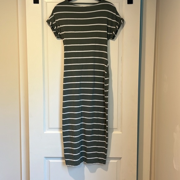 Gap Olive green and white striped dress - Picture 2 of 2